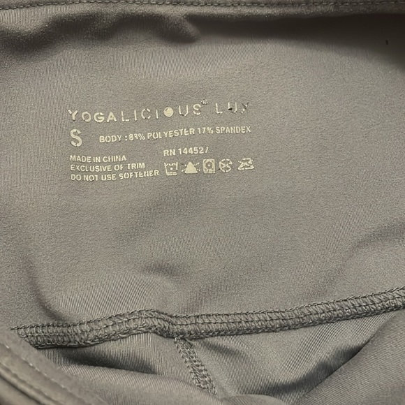 Gray Yogalicious Lux leggings - Picture 4 of 4